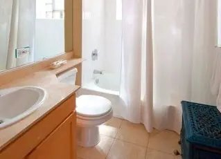 Building Photo - 2368 N Elston Ct