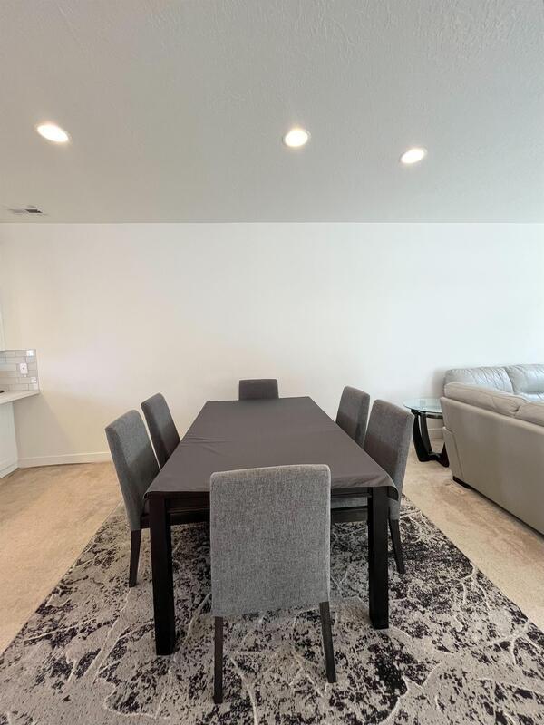 Building Photo - 3883 Komenda Ct