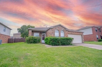 Building Photo - 812 Dunkirk Ln