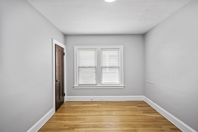 Building Photo - 11408 Headley Ave