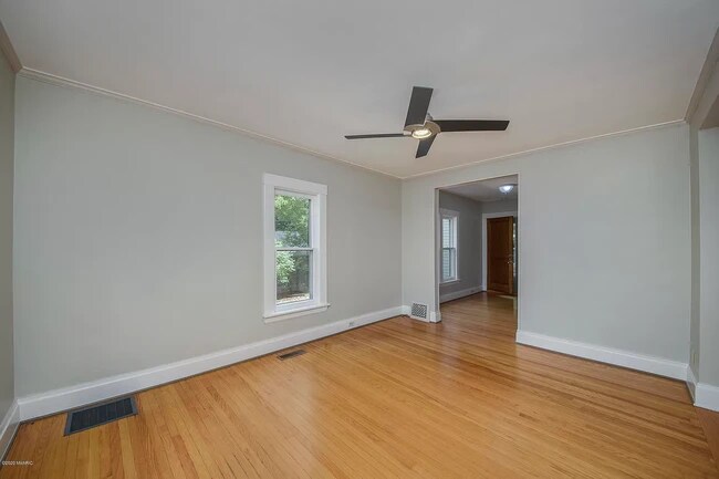 Dining Room - 408 Hilbert St