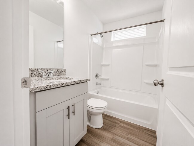 Building Photo - Brand New 2-bed 2-bath End Unit Townhome