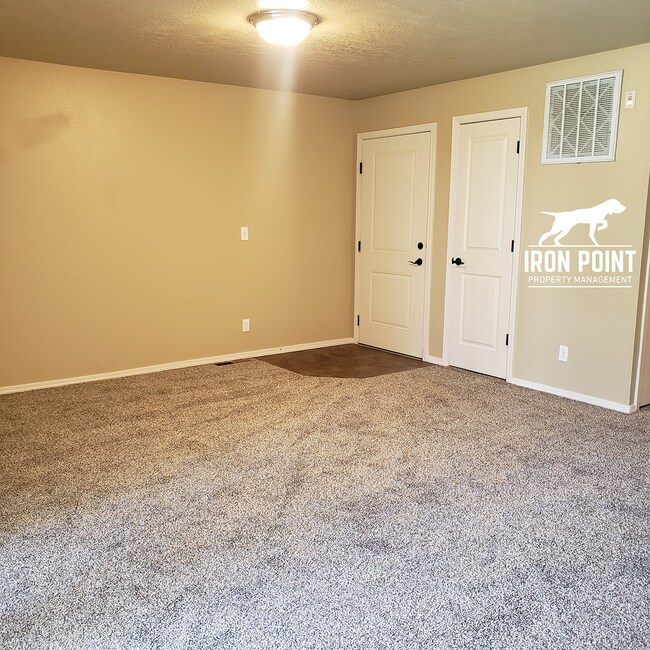 Building Photo - 886BONSAI