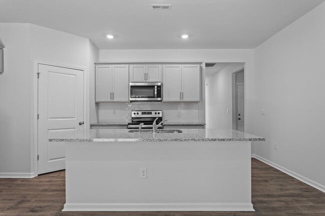 Building Photo - Beautifully designed 4-bedroom, 2-bath ranch