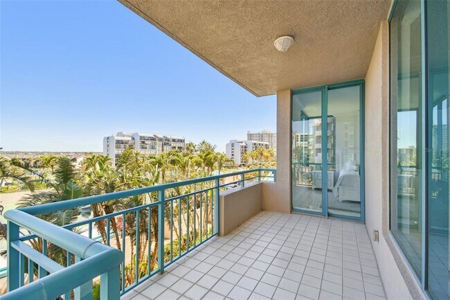 Building Photo - 1560 Gulf Blvd