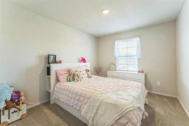 Building Photo - 821 Bahia Pl