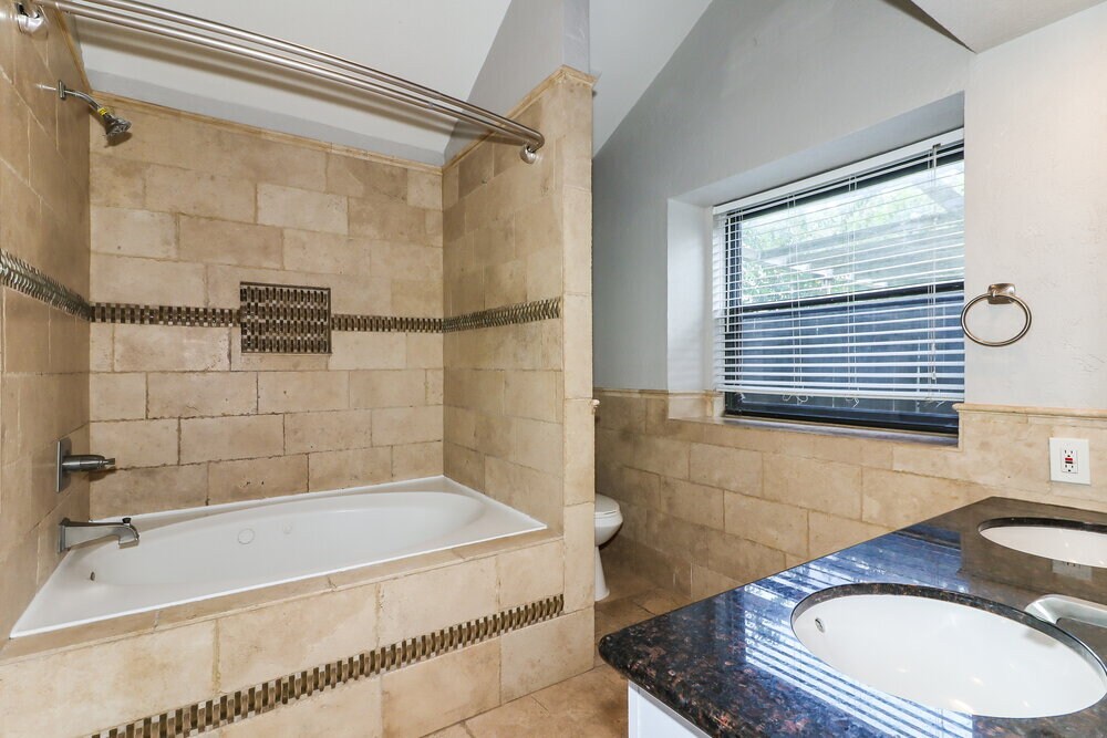 Building Photo - 4210 Hawk Meadow Dr