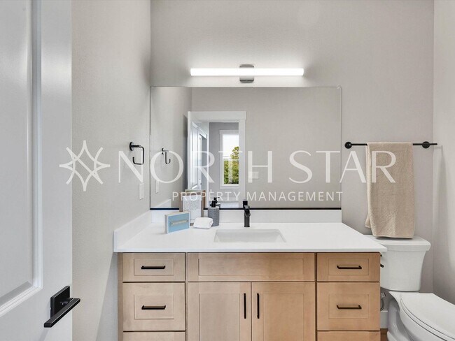 Building Photo - 8898-8898 Serenity Ter