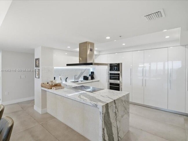 Building Photo - 330 Sunny Isles Blvd