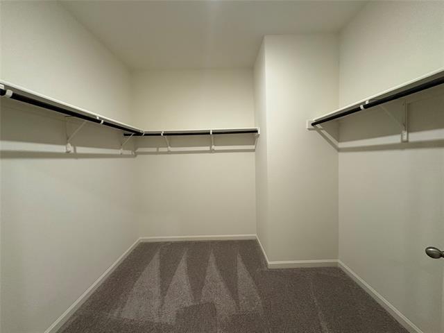 Building Photo - 4920 Weymouth Dr