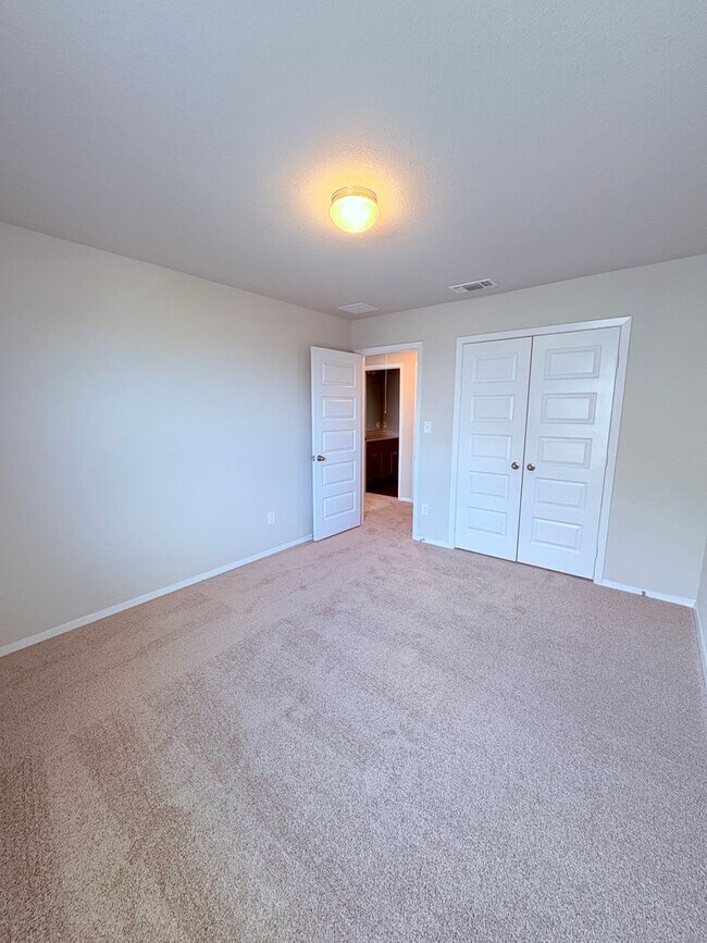 Building Photo - Brand New 4-Bedroom Home in Pflugerville –...