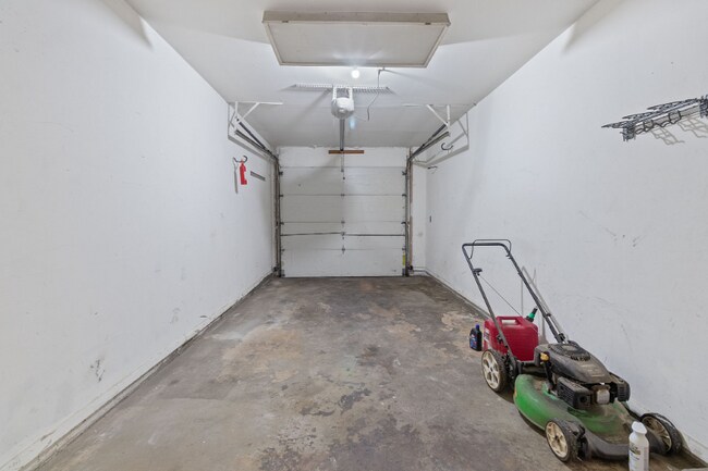 Building Photo - 11501 Hanover Rd