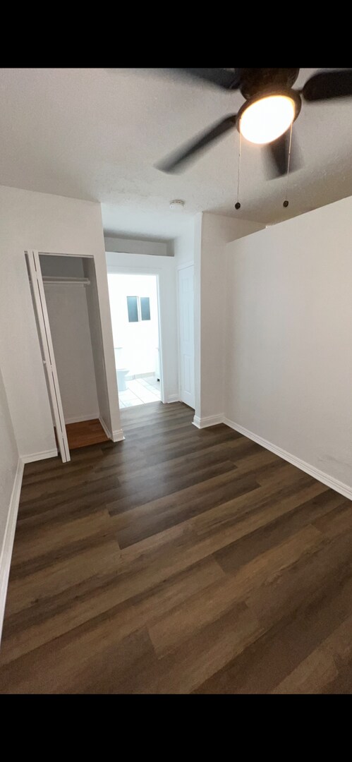 Building Photo - 3958 Normandie Ave