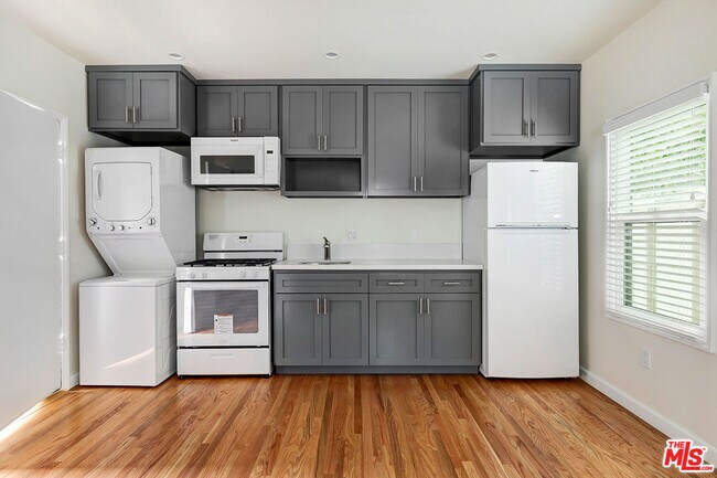 Building Photo - 6348 Colgate Ave