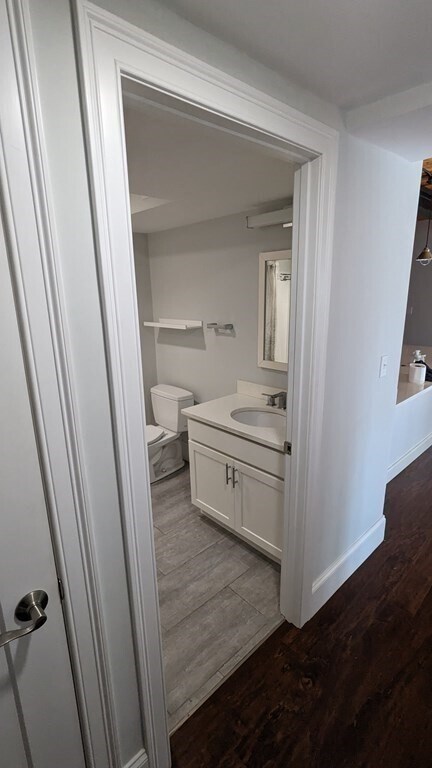 Building Photo - 192 Raymond St