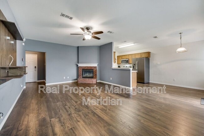 Building Photo - 10505 Braewood Dr