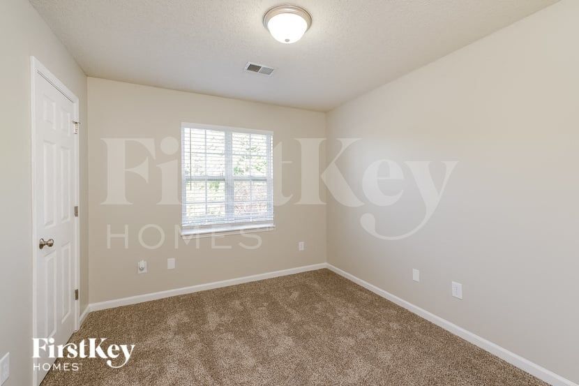 Building Photo - 2843 Mossy Meadow Dr