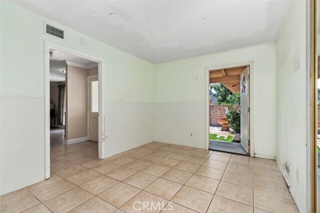 Building Photo - 24522 Quintana Dr