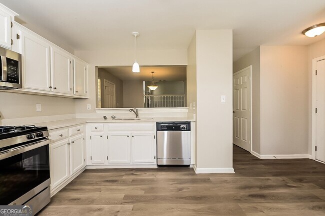 Building Photo - 43 Bridlewood Ct