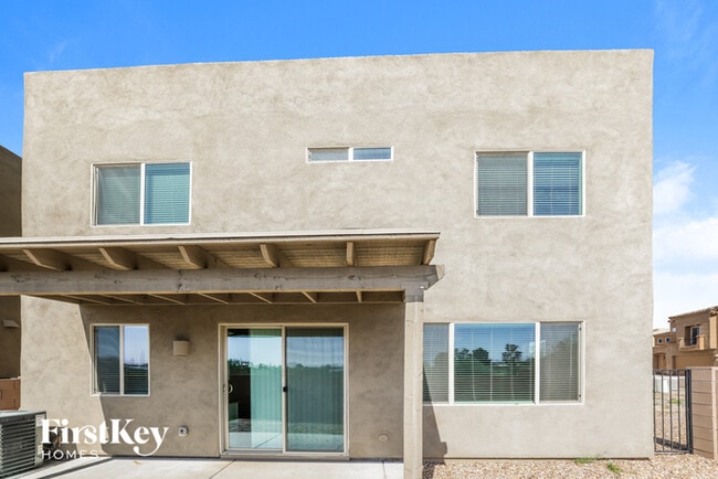 Building Photo - 240 Imperial Ct