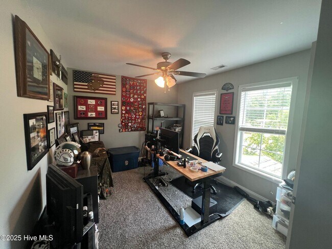 Building Photo - 116 Navy Blue Dr