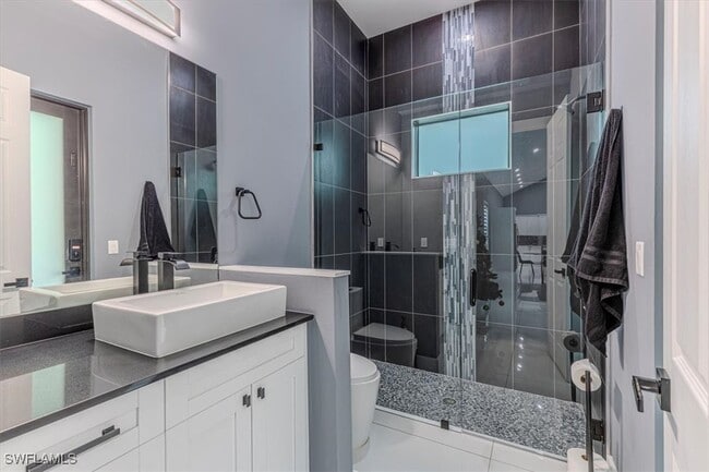 Building Photo - 4029 2nd Ave SE