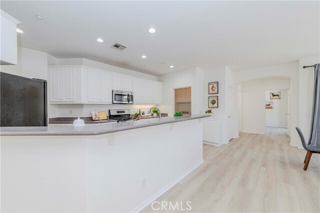 Building Photo - 6 Bolinas