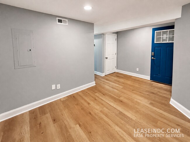 Building Photo - 3119 11th St NW