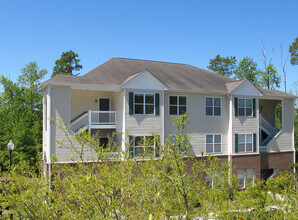 Building Photo - Azalea Trace Julie Lees