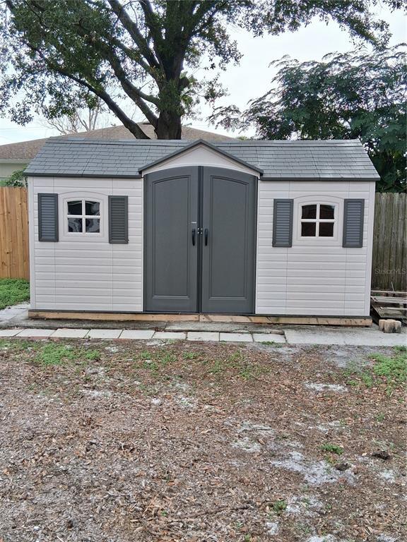 Building Photo - 4104 W Lawn Ave