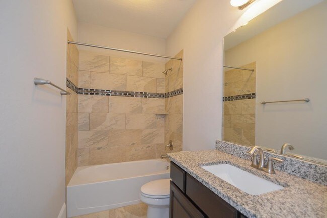 Building Photo - 1110 Oakwood Pass Ct