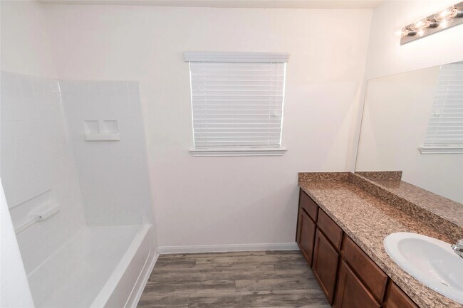 Building Photo - 3030 Junction Dr