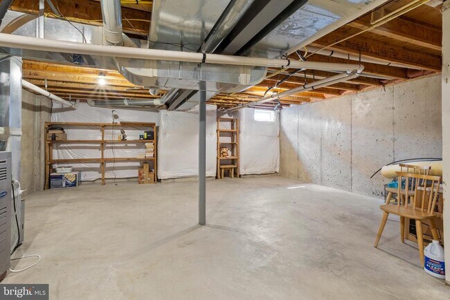 Building Photo - 54 Nestlewood Way