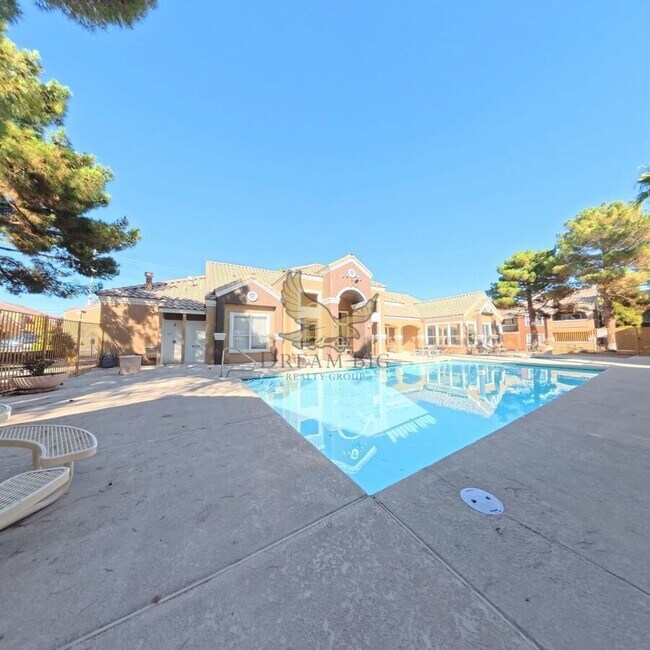 Building Photo - 8101 W Flamingo Rd