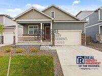 Building Photo - 920 London Wy