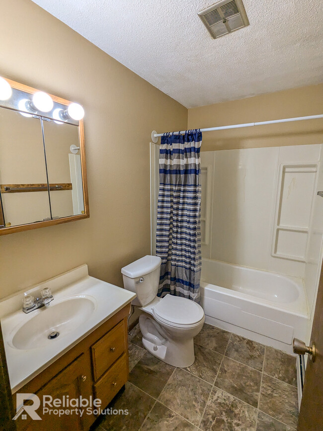 Bathroom - 2255 8th Ave