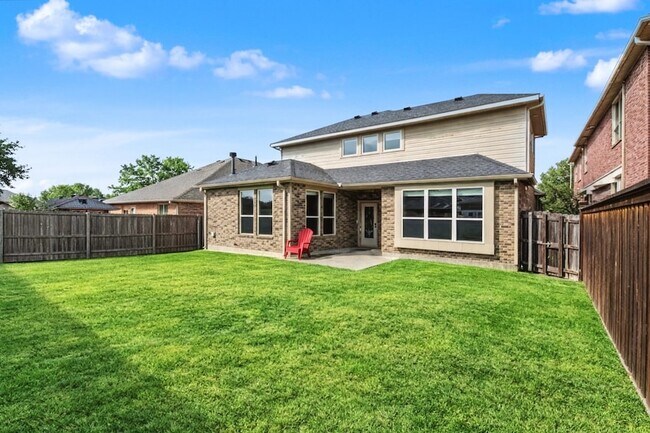 Building Photo - 2704 Evening Mist Dr