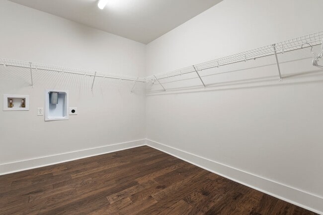 Building Photo - 1801 2nd Ave N