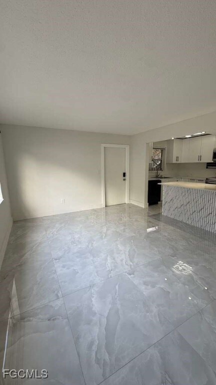 Building Photo - 1449 N 14th Way