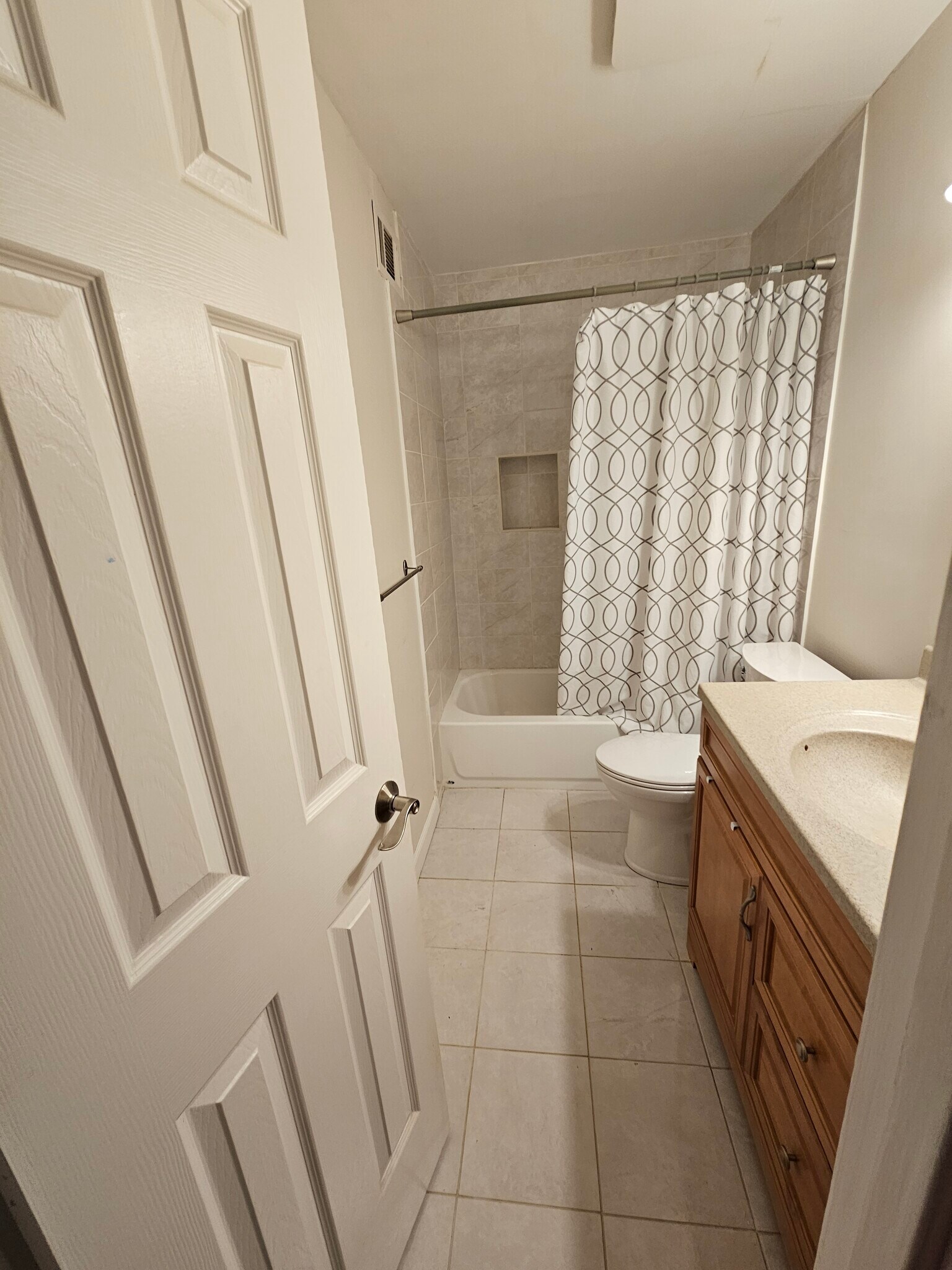 Building Photo - 25 Sweetgum Ln