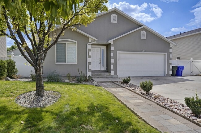 Building Photo - 623 W 930 N