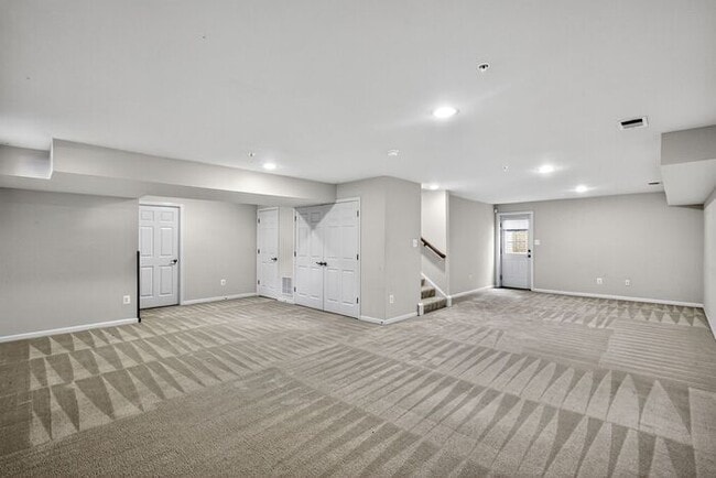 Building Photo - 22955 Snow Leopard Dr