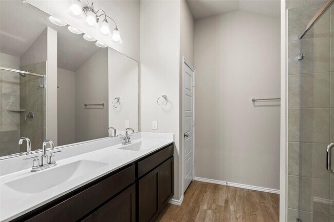Building Photo - 513 Bonnerville Ln