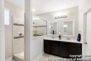 Building Photo - 9006 La Junta