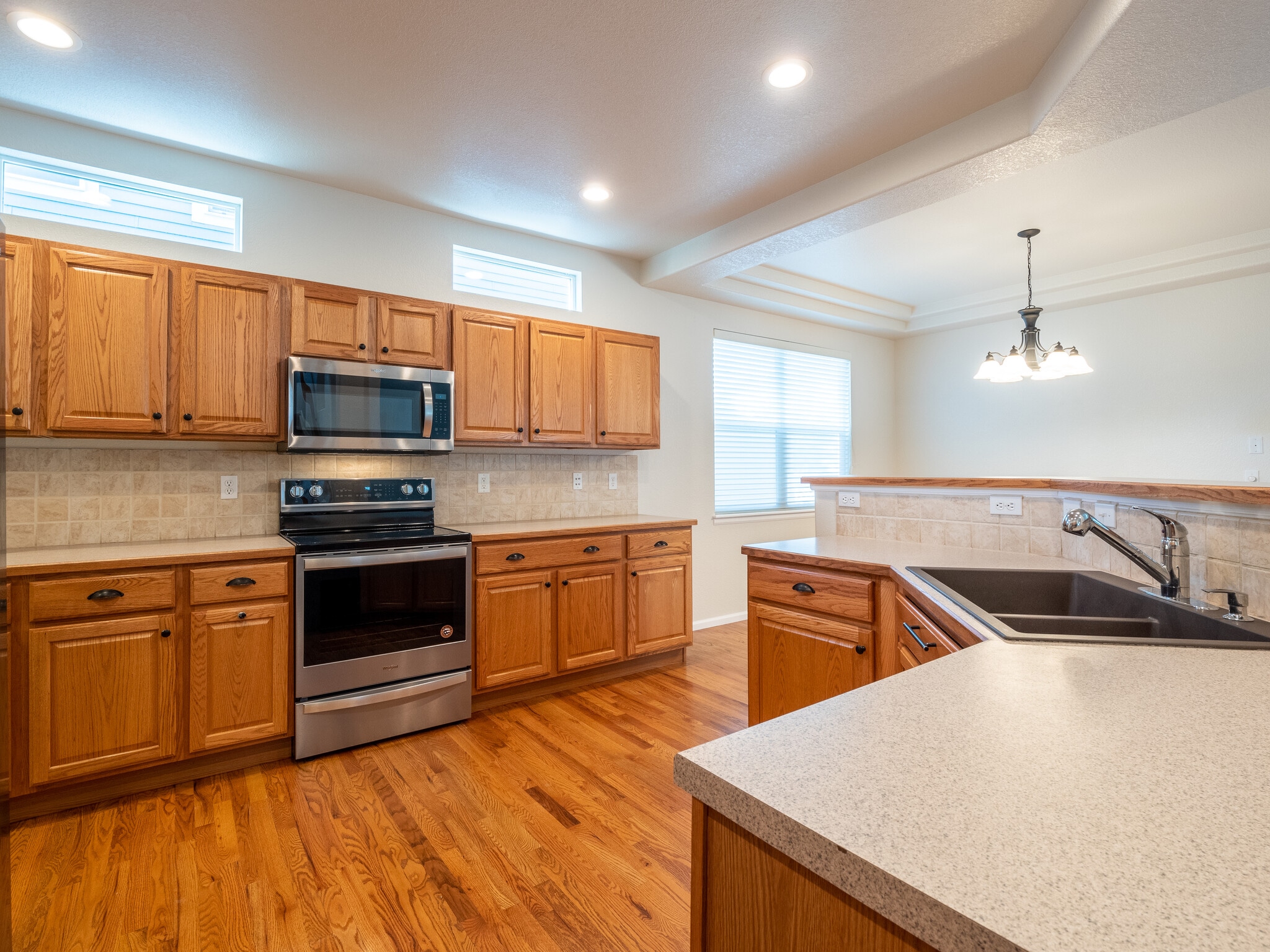 Building Photo - 5162 Cinquefoil Ln