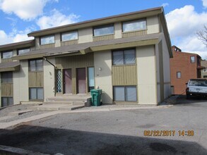 Building Photo - 747 Elder Ct