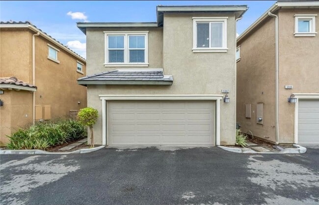 Building Photo - GORGEOUS HOME IN EASTVALE CORONA