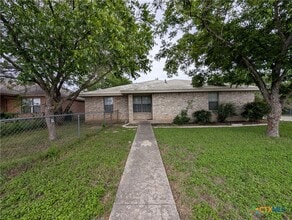 Building Photo - 1134 Misty Acres Dr