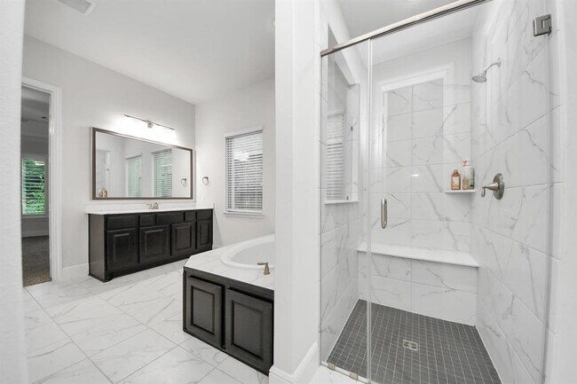 Building Photo - 14827 Vista Chase Trl