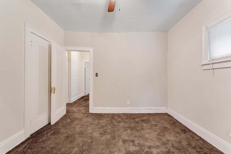 Building Photo - 3608 E 147th St
